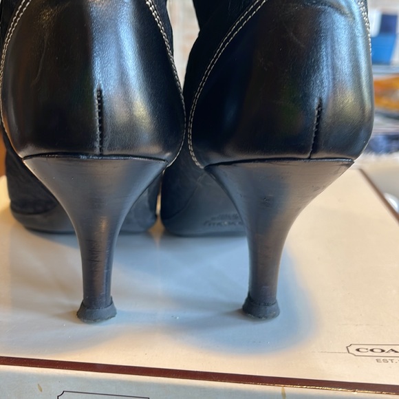 COACH "C"  LOGO WOMEN BOOTIES Size 7 1/2 - Picture 8 of 12